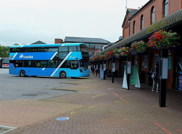 Ulsterbus, Translink, Foyle Street Station. DER2126GS - 046