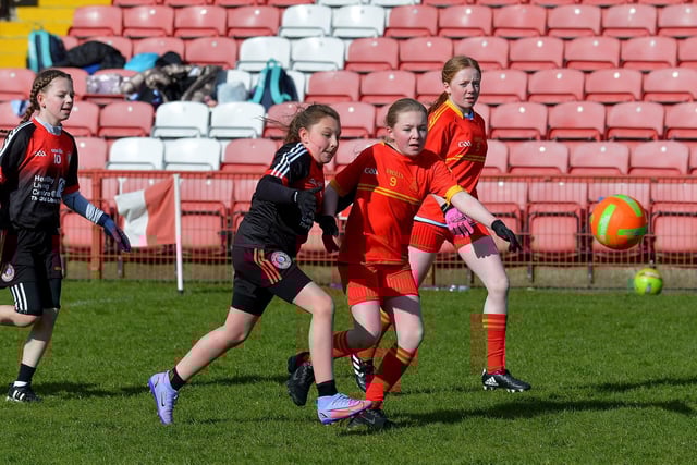 Holy Child take on Steelstown during the Celtic Park Girls’ Primary School Blitz. Photo: George Sweeney. DER2213GS – 031