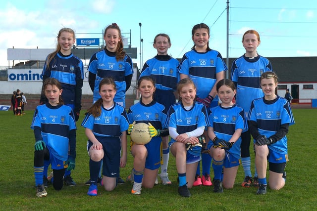 Hollybush P.S. who took part in the Celtic Park Girls’ Primary School Blitz. Photo: George Sweeney.  DER2213GS – 019