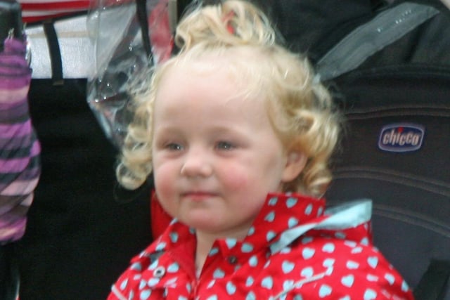 2 years-old Ella Rose Wray is mesmerised by the dodgems at Cullen's Amusements, Buncrana on Sunday afternoon. 2707JM15