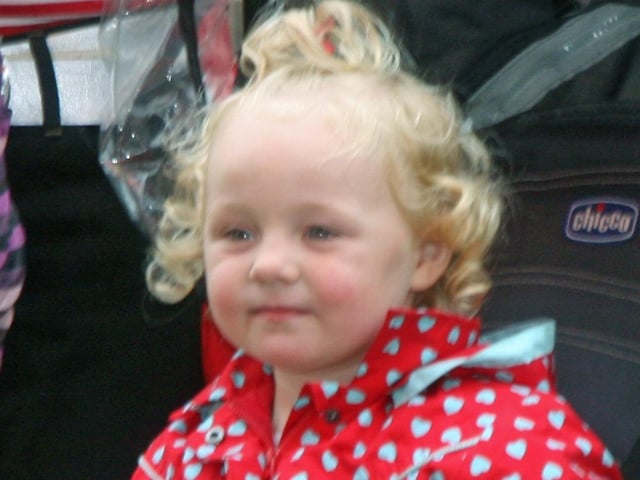 2 years-old Ella Rose Wray is mesmerised by the dodgems at Cullen's Amusements, Buncrana on Sunday afternoon. 2707JM15