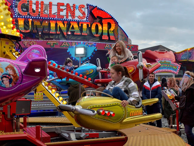 Enjoying the fun at Cullen’s Amusements, in Ebrington, last weekend. DER2027GS - 019