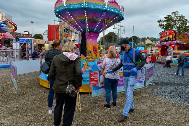 There are strict sanitising measures in place for the safety of visitors tot Cullen’s Amusements, in Ebrington. The amusements run daily until Sunday  next, 21st September. DER2038GS – 037