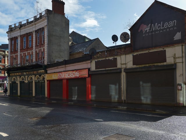 Business premises, in lower Great James’ Street, closed on Wednesday afternoon last. DER1220GS - 009