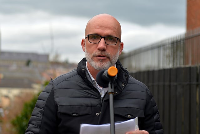 Emmett McConomy speaking at a commemoration in Fahan Street, on Saturday afternoon last, marking the 40th anniversary of the death of his 11-year-old brother Stephen. Photo: George Sweeney. DER2215GS – 078