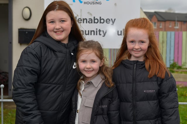 Abbie, Holly and Cara attended the Glenabbey Easter Party held in the Radius Housing Hub on Thursday afternoon last. DER2215GS – 033