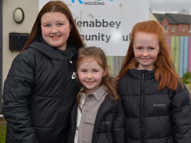 Abbie, Holly and Cara attended the Glenabbey Easter Party held in the Radius Housing Hub on Thursday afternoon last. DER2215GS – 033