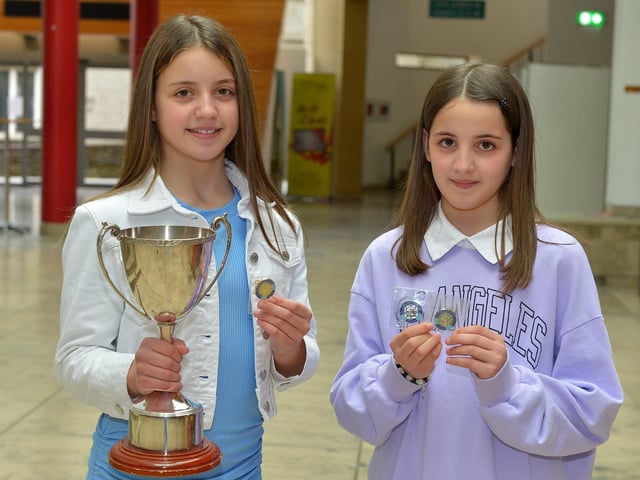 Thornhill pupil Crystal Gjorgjievski, achieved First place in Irish Song 10 12 years, while her sister Heidi, a pupil at St Annes PS achieved second place in both English and Irish Song 10 12 years at the recent Féis Dhoíre Cholmcílle, held in Millennium Forum. Photos: George Sweeney DER2216GS 026