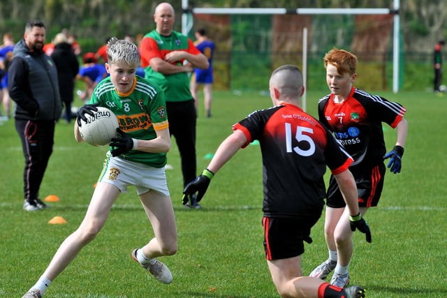 Foreglen take on Sean Dolan’s in the annual Corn na bhFiann U17s Sevens competition at Doire Trasna. Photo: George Sweeney. DER2215GS – 050