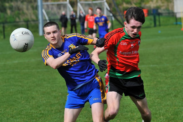 Naomh Padraig Muff in action against Doire Trasna at the Annual Corn na bhFiann U17s Sevens at Corrody Road. Photo: George Sweeney. DER2215GS – 047