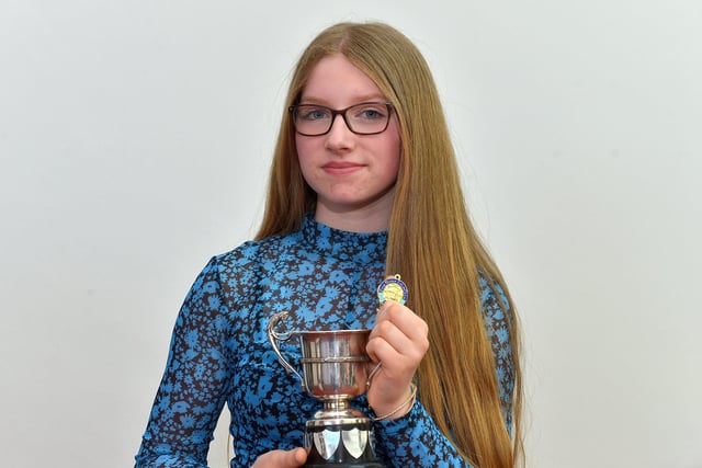 Lauren Hurmans achieved first place in Under 14 Public Speaking at the Féis Dhoíre Cholmcílle, held in Millennium Forum. DER2216GS  121