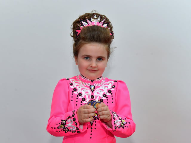 Emily McDaid achieved First Place in both Under 6 Single Jig and Light Jig and Second place Under 6 Reel at the Feis Doire Colmcille, held in Millennium Forum. DER2216GS 100