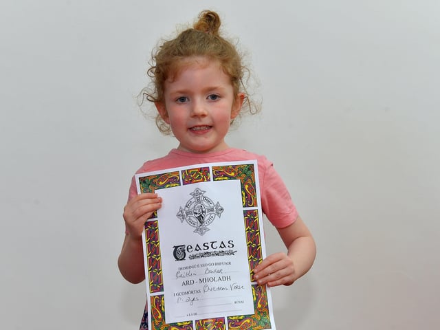 Caitlin Barber was highly commended in P2 Childrens Verse at the Feis Doire Colmcille, held in Millennium Forum. DER2216GS 131