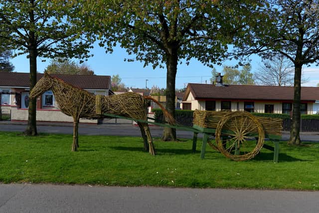 Horse and cart on display on the Northland Road created by the Glen men’s and hens shed. Photo: George Sweeney. DER2216GS – 188