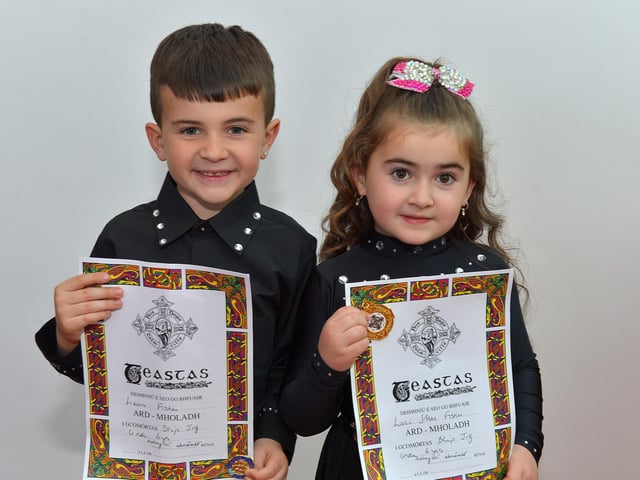 Leon Fisher was placed fourth in Easy reel and his sister Laci-Mae achieved first place in Easy Reel at the Feis Doire Colmcille, held in Millennium Forum. DER2216GS  106
