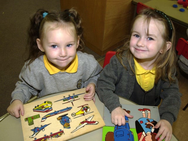 Mairead Deehan and Julie O'Donnell smile for the photographer. (20/10/SA14D)
