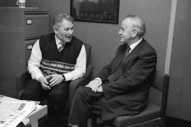 Ex-Taoiseach Albert Reynolds in conversation with the ‘Journal’ editor Pat McArt.