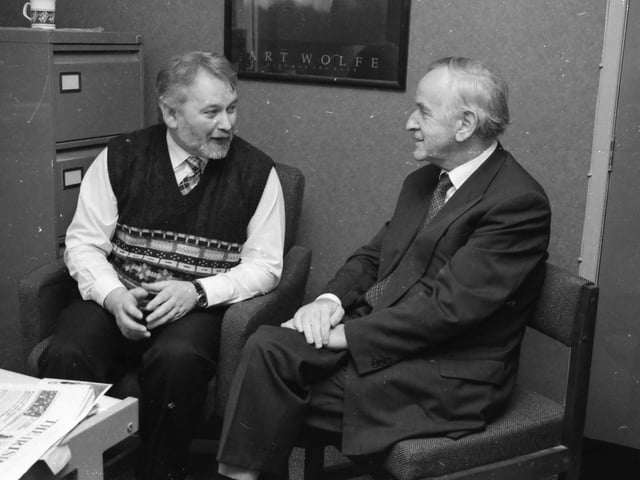 Ex-Taoiseach Albert Reynolds in conversation with the ‘Journal’ editor Pat McArt.