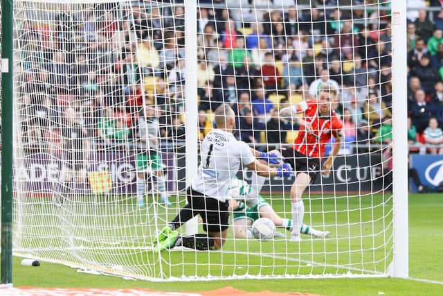 Derry City striker Jamie McGonigle sees his close range effort kept out by Shamrock Rovers goalkeeper Alan Mannus. Picture by Kevin Moore/MCI