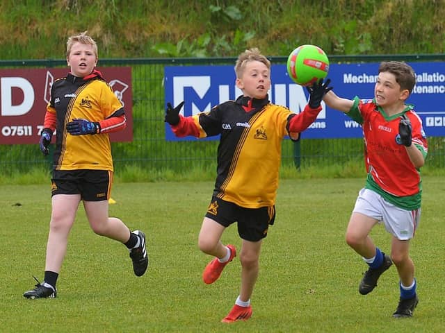 Glendermott in action against Sacred Heart ‘A’ in the recent Doire Trasna Schools Cup competition. Picture by George Sweeney.