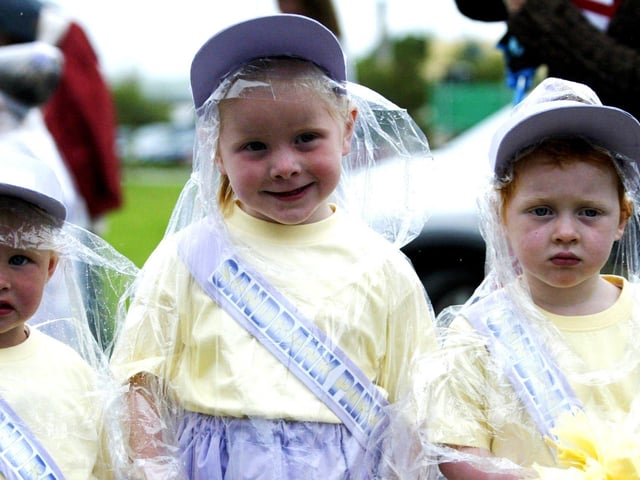 Three little ladies from Sandbank Park at the festival parade.