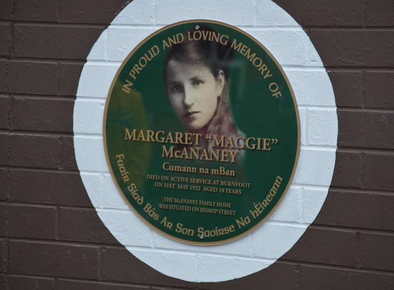 The new plaque at Ardfoyle.