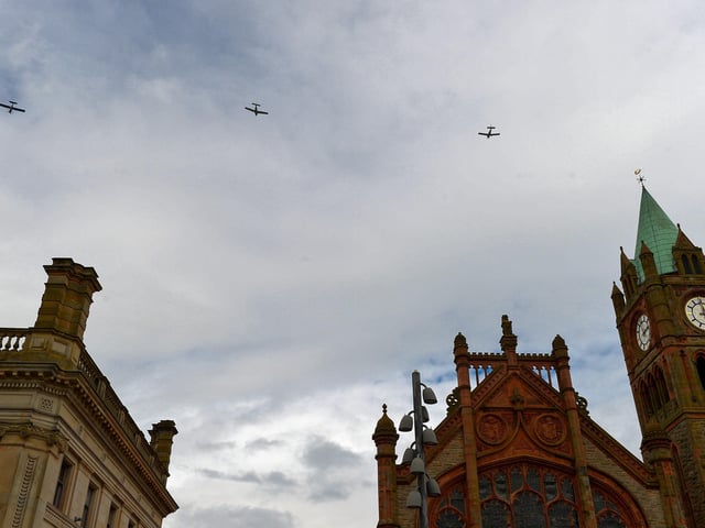 Airplanes take part in an aviation flypast tribute, over Derry’s city centre and Guildhall Square on Saturday afternoon last, marking the 90th Anniversary of Amelia Earhart’s historic landing in Gallagher’s field, Ballyarnett. Photo: George Sweeney. DER2220GS – 085
