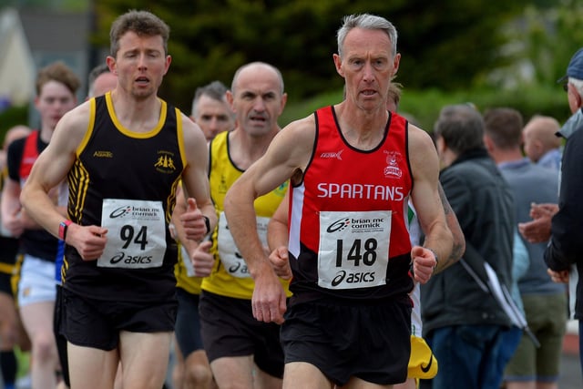 City of Derry Spartans’ Colin Roberts makes his way along Railway Road during the Furey Insurance Buncrana 5Km on Wednesday evening last. Photo: George Sweeney.  DER2222GS – 042