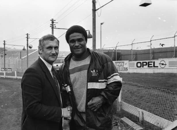 The late Derry City captain Dougie Wood pictured with Benfica and Portugal legend and icon, Eusébio when Benfica arrived at Brandywell in 1989.