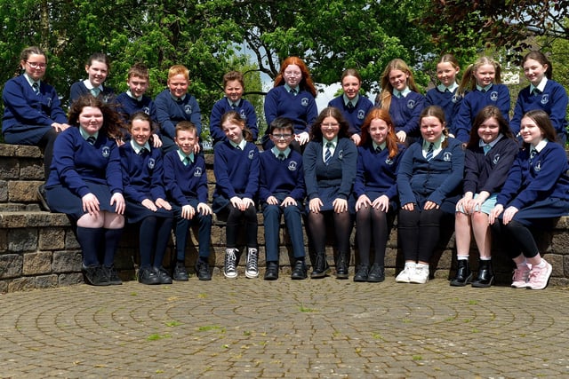 Miss Masterson’s P7 class at Long Tower Primary School. DER2220GS – 033