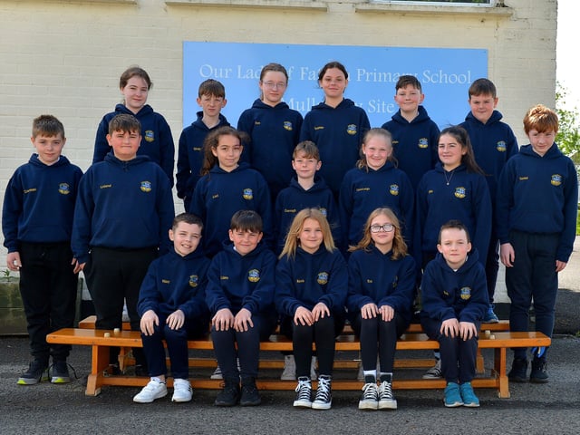 Mr O’Kane’s P7 class at Our Lady of Fatima Primary School, Mullabouy. DER2220GS – 012