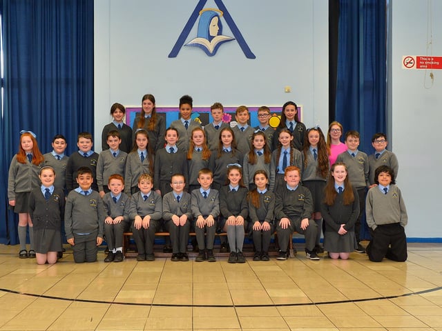 Mrs McRory pictured with her P7 class at St Anne’s Primary School. DER22019GS - 027