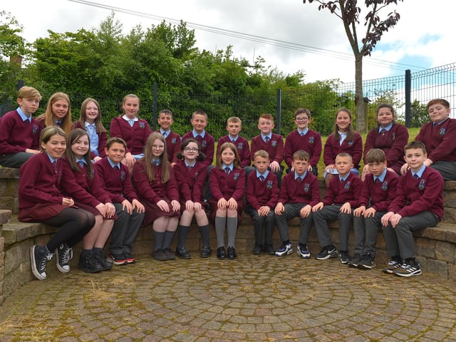 Mr McCourt’s P7 class at St John’s Primary School. DER2222GS – 034