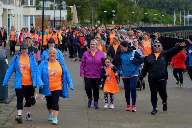 There were hundreds of participants in the Foyle Hospice Female Walk / Run on Sunday morning last. Photograph: George Sweeney. DER2225GS – 020