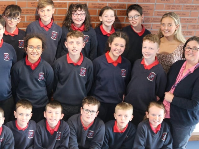 Broadbridge PS with Miss Casey (back row) and Ms O'Hara (centre row).
