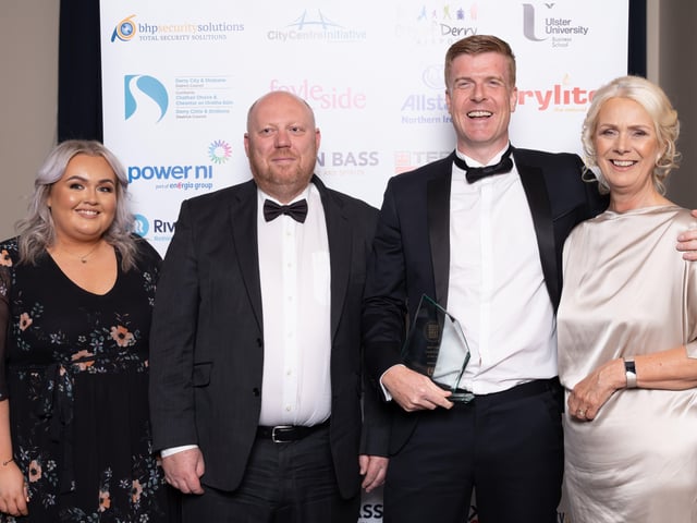 Ceara Ferguson, City Centre Initiative, award sponsor, Peter McVerry of U105, Anna Doherty, Londonderry Chamber of Commerce, Orla Catterson, David Nash, Teresa Dickson, Colm Mullan, Karen McQuillan, Kieran Quigg, Ailish Hasson, Catherine Gormley, Find Insurance, winners of the NW Small Business of the Year.