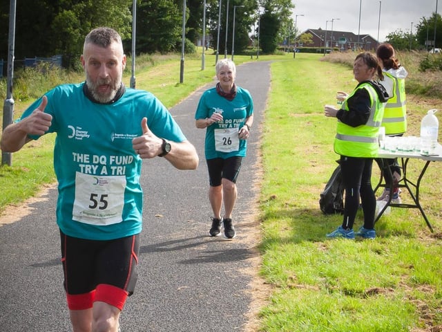 It's 'Thumbs Up' from Stephen McMonagle during Sunday's 'Try-a-Tri' Triathlon. (Photo: Jim McCafferty)