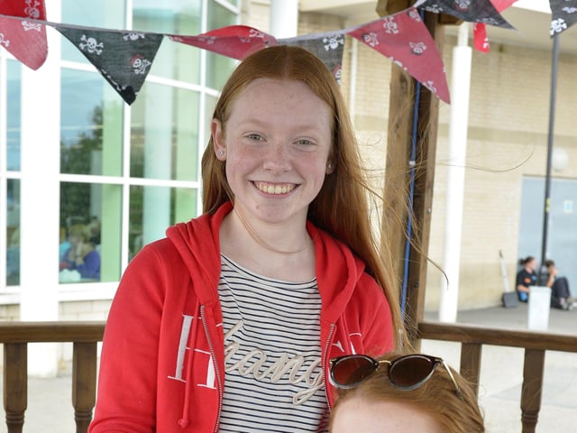 Sophie Kelly and Caitlin Gallagher, from the Foyle Irish Harp School, provided musical entertainment at the Foyle Maritime Festival last week. DER2918GS055
