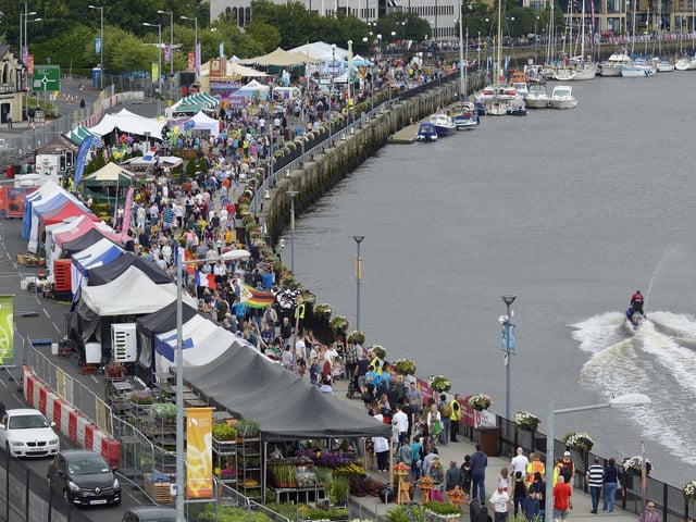 There was a large attendance, along Derry’s quay, on the first day of the Foyle Maritime Festive on Saturday last. DER2818GS040