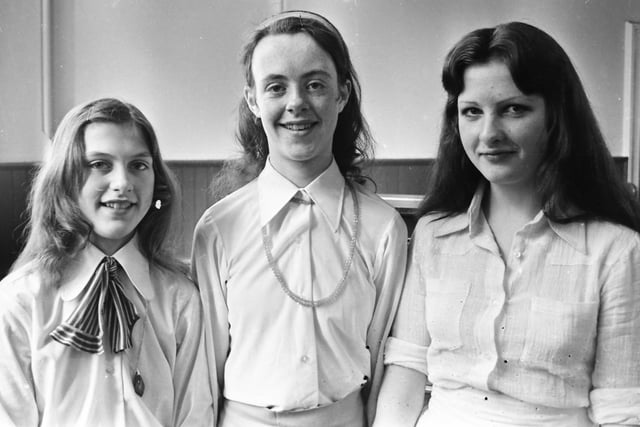 1976... Winners of the girls' trio. From left are Elga and Estelle Haan and Sharon Hutton.