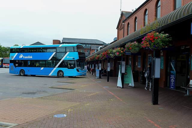 Ulsterbus, Translink, Foyle Street Station. DER2126GS - 046