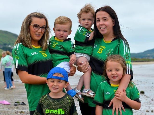 Ciara, Aodhán, Cillian, Elsie, Elizabeth and Lillie pictured at the joint fundraising event Cold Water Weekend in memory of Aodhán ODonnell with Waves for Mental Health held at Ludden Beach on Saturday and Sunday morning last. Photograph: George Sweeney.  DER2228GS  006
