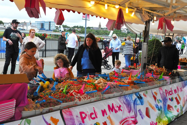 There were a large number of street vendors at the Foyle Maritime Festival. Photo: George Sweeney.  DER2229GS – 004