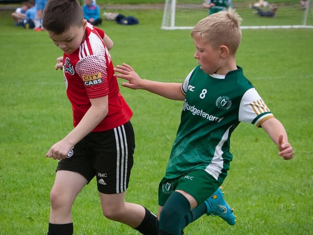 Action from the Maiden City Soccer v. Foyle Harps u-9 game at Templemore.