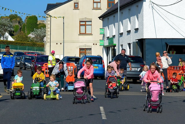 The children’s Pedal Powered Tractor Run and Doll Push gets underway at the Greencastle Regatta, on Friday afternoon last. Photo: George Sweeney.  DER2231GS – 069