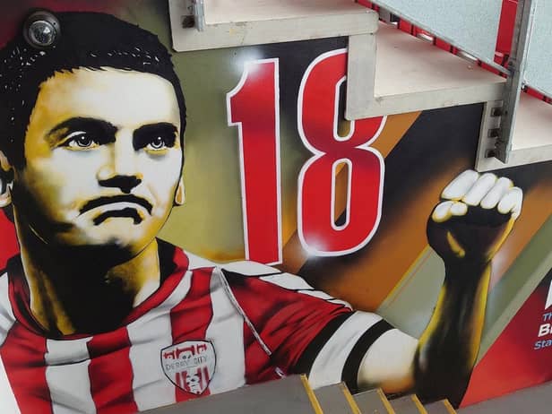 Ruaidhri Higgins hopes his attacking players can take inspiration from the new Mark Farren mural which adorns the wall outside the Derry City changing rooms at the Ryan McBride Brandywell Stadium.