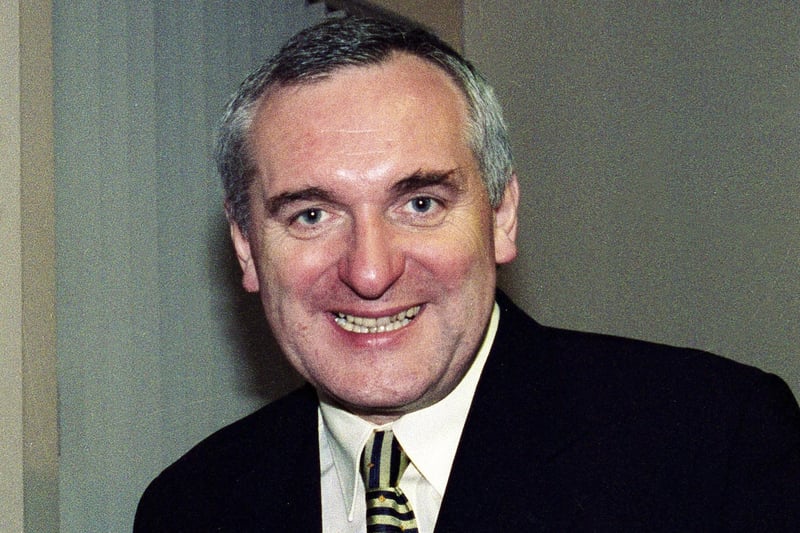 Bertie Ahern in Creggan Estate, Derry.