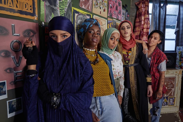 Lucie Shorthouse (Momtaz), Faith Omole (Bisma), Anjana Vasan (Amina), Juliette Motamed (Ayesha) and Sarah Impey (Saira)