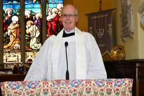 Rev Dr Robin Stockitt