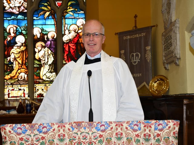 Rev Dr Robin Stockitt